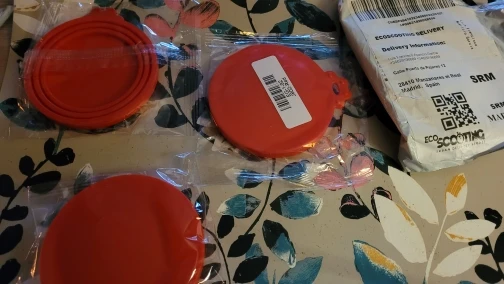 Fresh Paws: 3-in-1 Reusable Silicone Pet Food Can Covers photo review