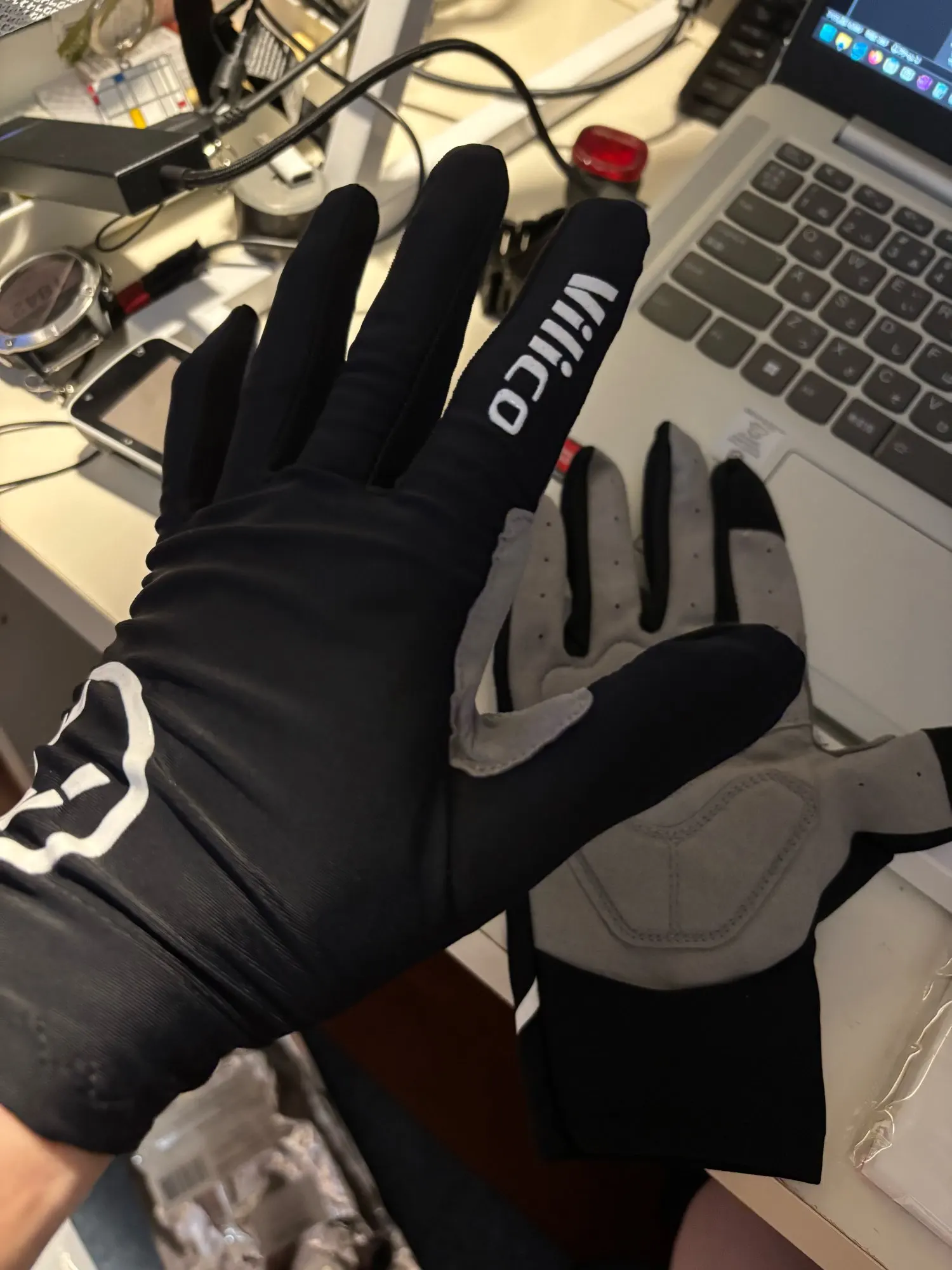 Cycling Gloves Touchscreen Shock Absorption Anti-Slip Pro Wear-Resistant photo review