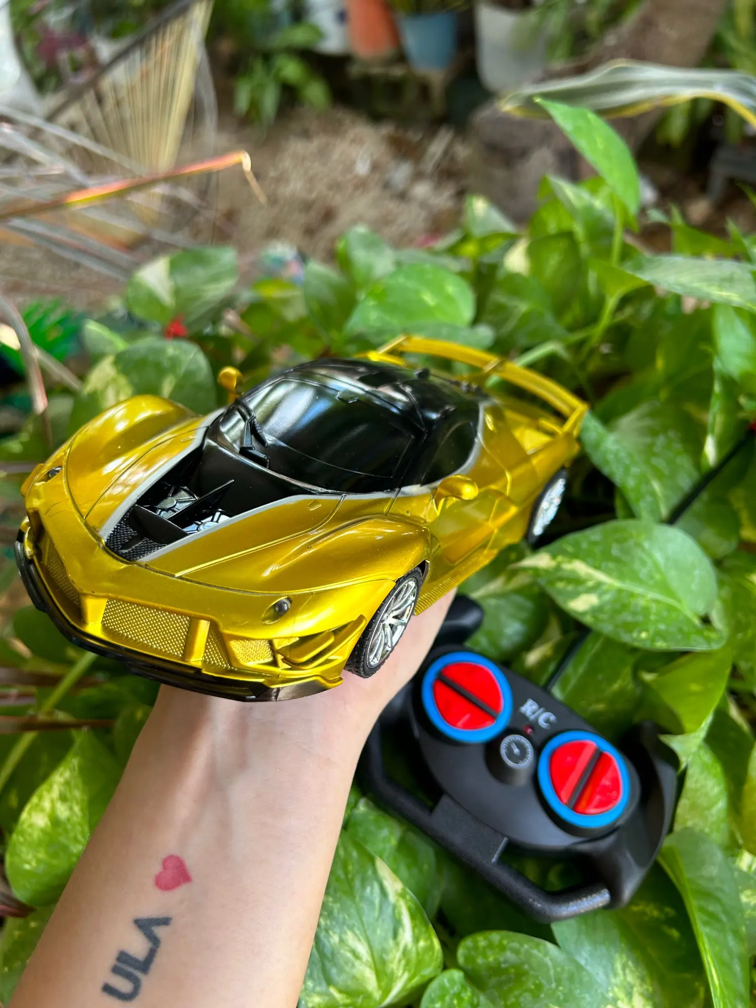 1/18 RC Car LED Light 2.4G Radio Remote Control Sports Cars For Children Racing High Speed Drive Vehicle Drift Boys Girls Toys photo review