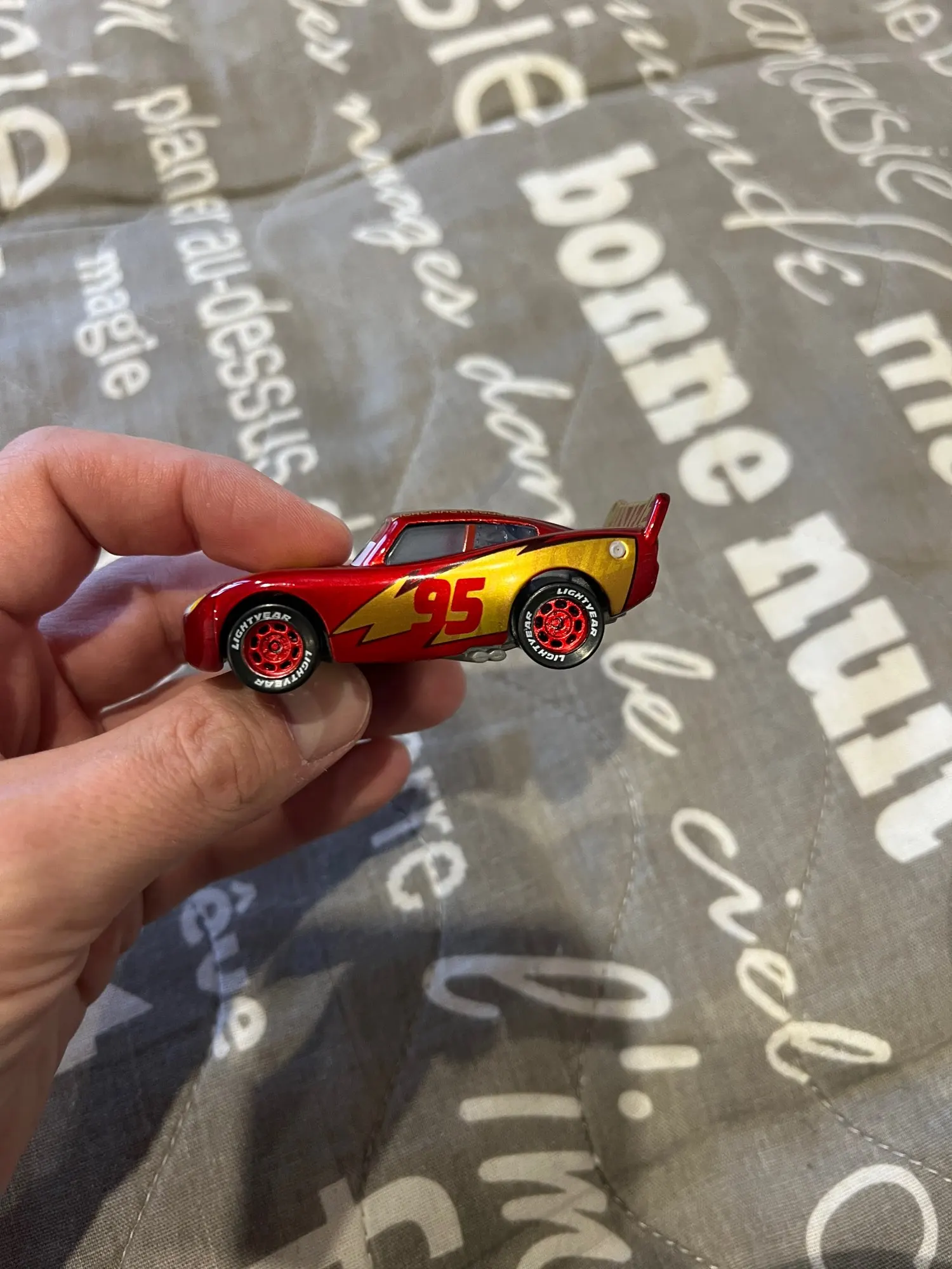 Disney Pixar Car 3 Lightning McQueen Racing Family Family 39 Jackson Storm Ramirez 1:55 Die Cast Metal Alloy Children's Toy Car