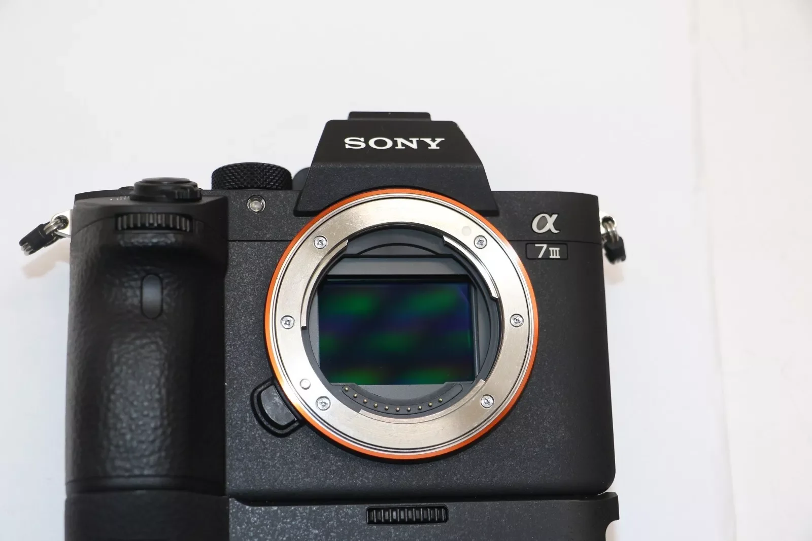 sonny alp ha a 7 iii 24.2 mp mirrorless digital camera