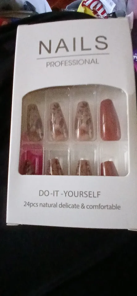 ARTAUG 24pcs Glossy Pink Press On Nails Medium Square Fake Nail Elegantstyle False Nail Full Cover Fake Nail For Stylish Women photo review