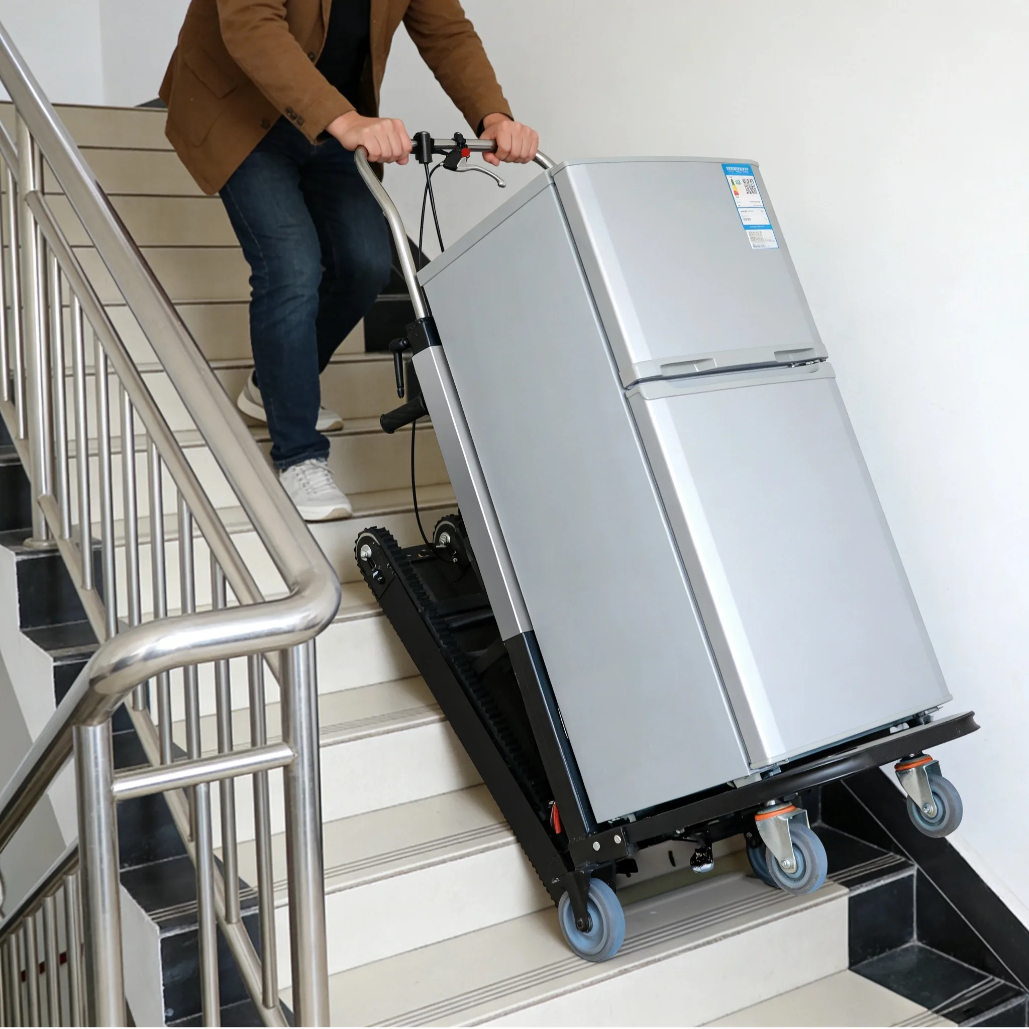 Monte-escalier électrique traqué, modèle 2026, expédié depuis l'UE, capable de gérer des charges lourdes de 300 kg.