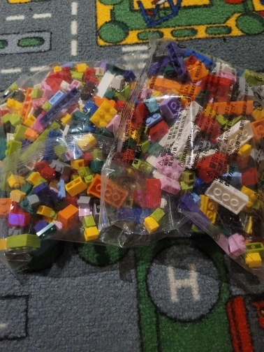1000 DIY creative building blocks bulk set Urban Classic building blocks Assembled birthday gift children's educational toys photo review