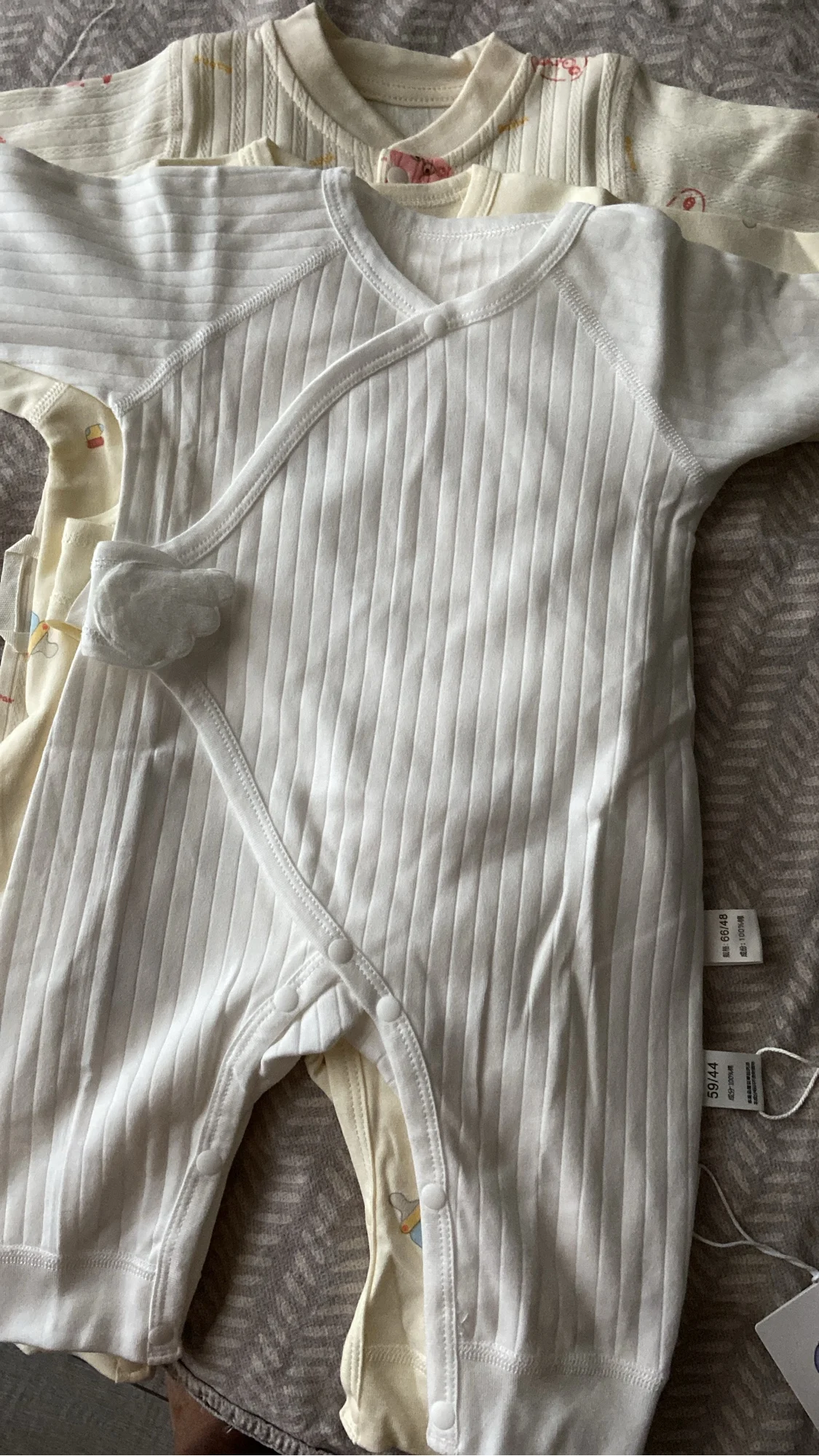 Cotton Infant Romper Print Breathable Easy-Care Spring Wear 0-6M photo review