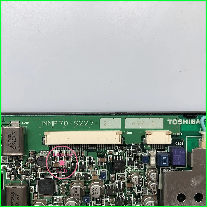 5.8 인치 TFD58W22MW TFD58W26MW TFD58W29MW TFD58W30MM TFD58W03-MM2 TFD58W03 NMP70-8378-315 자동차 GPS 네비게이션