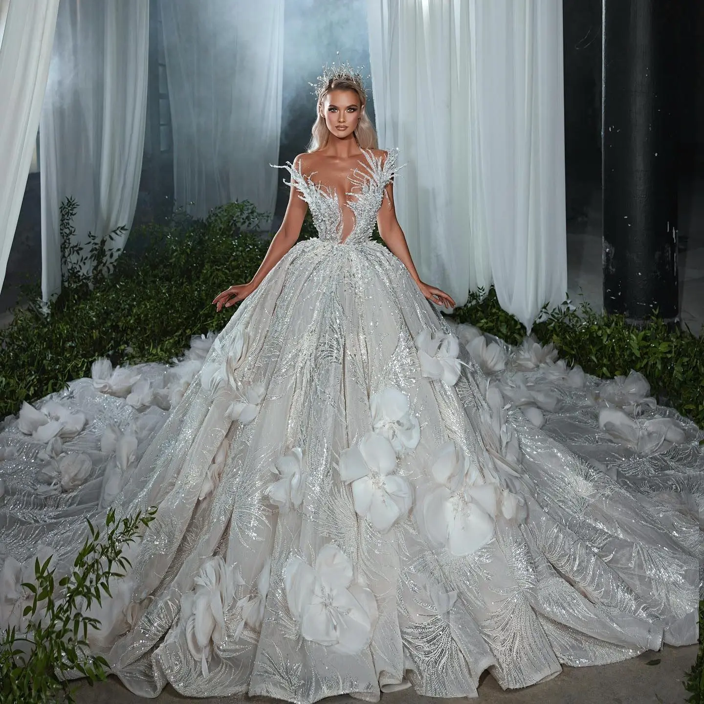 

Arabic 2022 Ball Gown Wedding Dress Big Flower Beading Crystal Shiny Sequined Robe De Mariee Country Plus Size Bridal Gowns