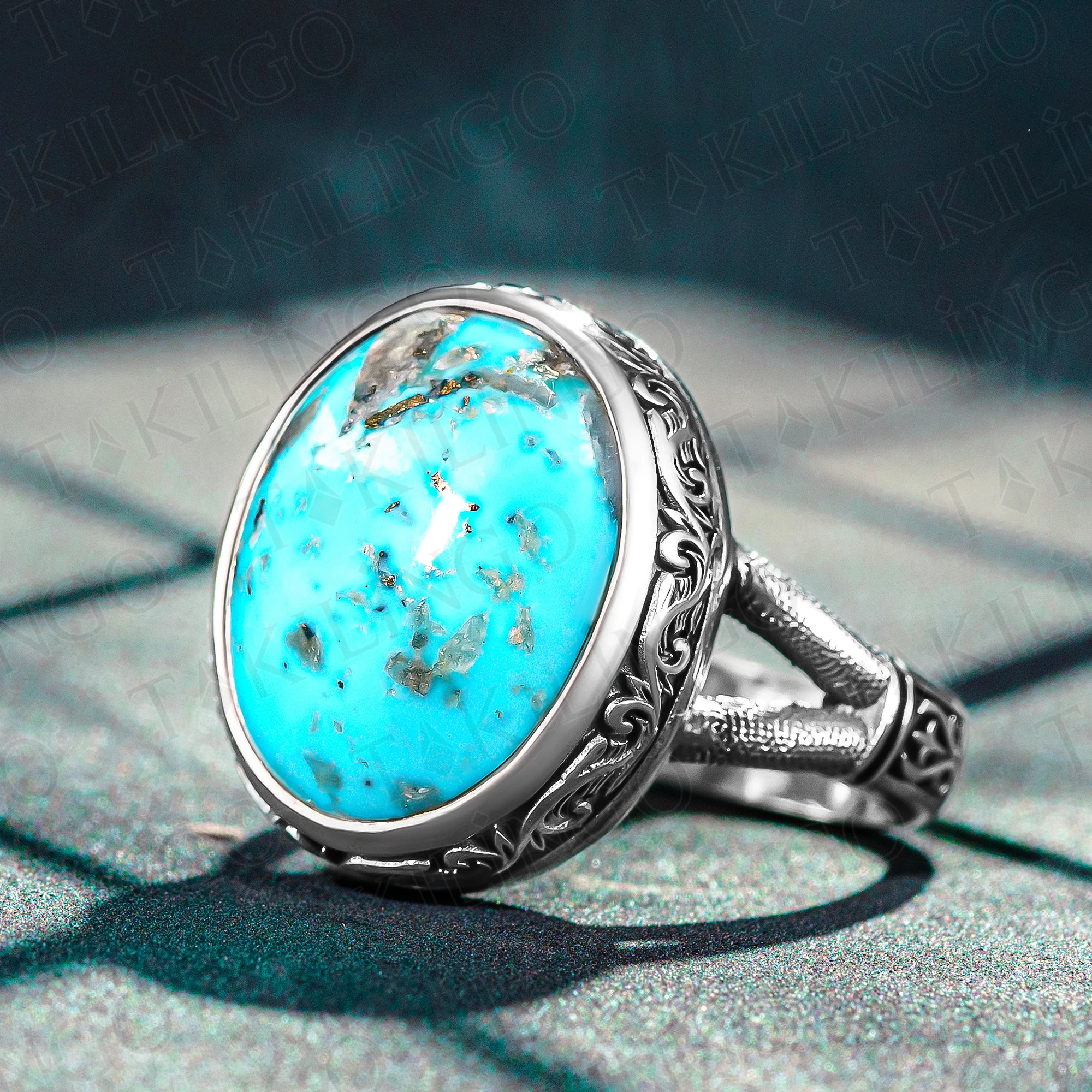 Vintage Navajo Sterling Silver Bisbee Turquoise Ring Size 9 - Yourgreatfinds