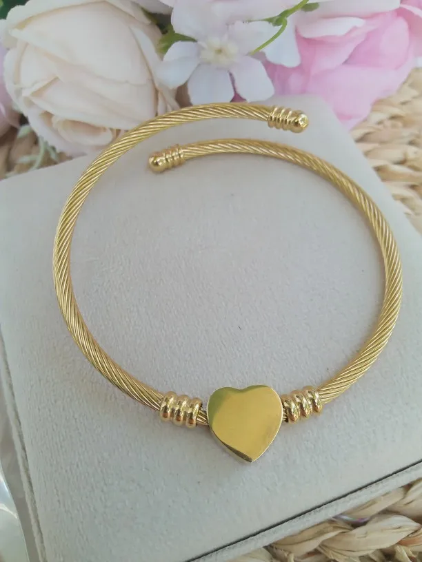Heart Wire Eternal Stainless Steel Cuff Bracelet photo review