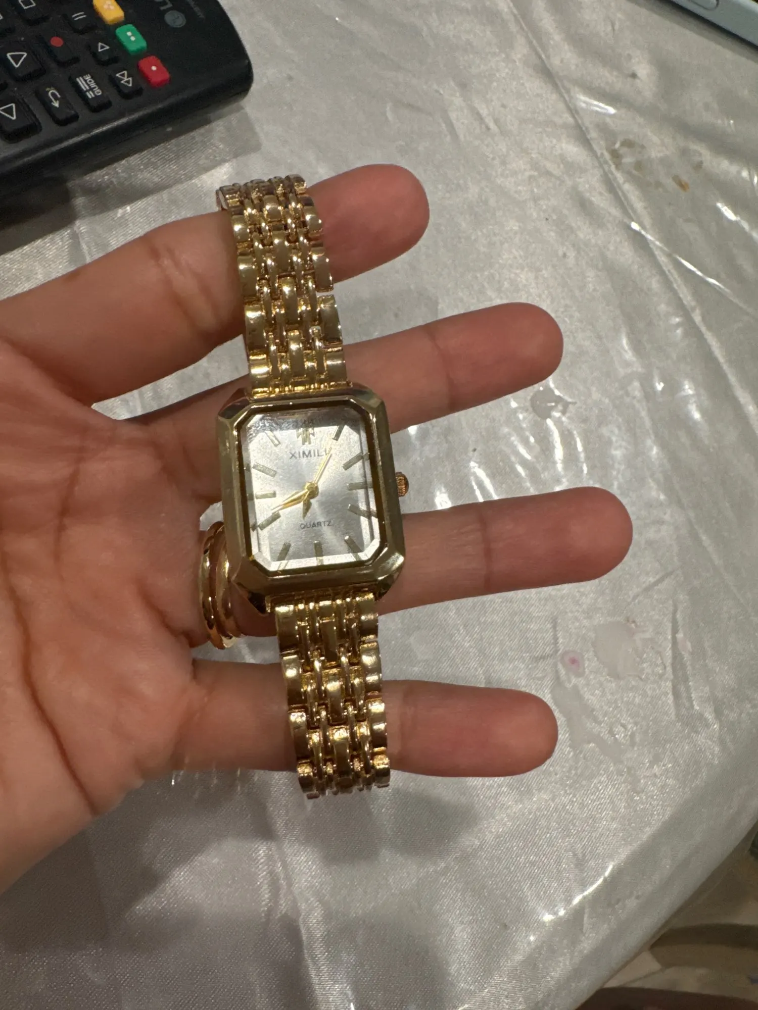 Women's 32mm Square Quartz Watch photo review