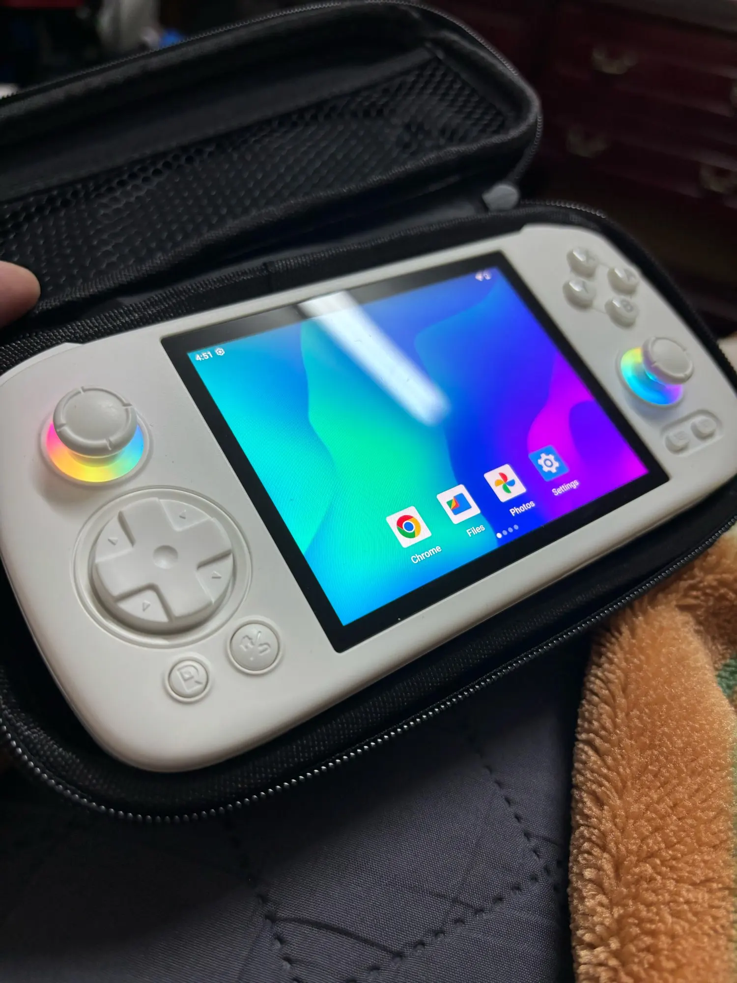 ANBERNIC RG 406H photo review