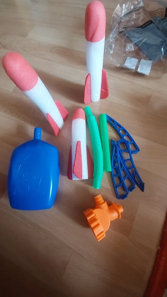 Lance-Fusée à Pompe pour Enfants – Jeu Aérodynamique Extérieur et Intérieur photo review