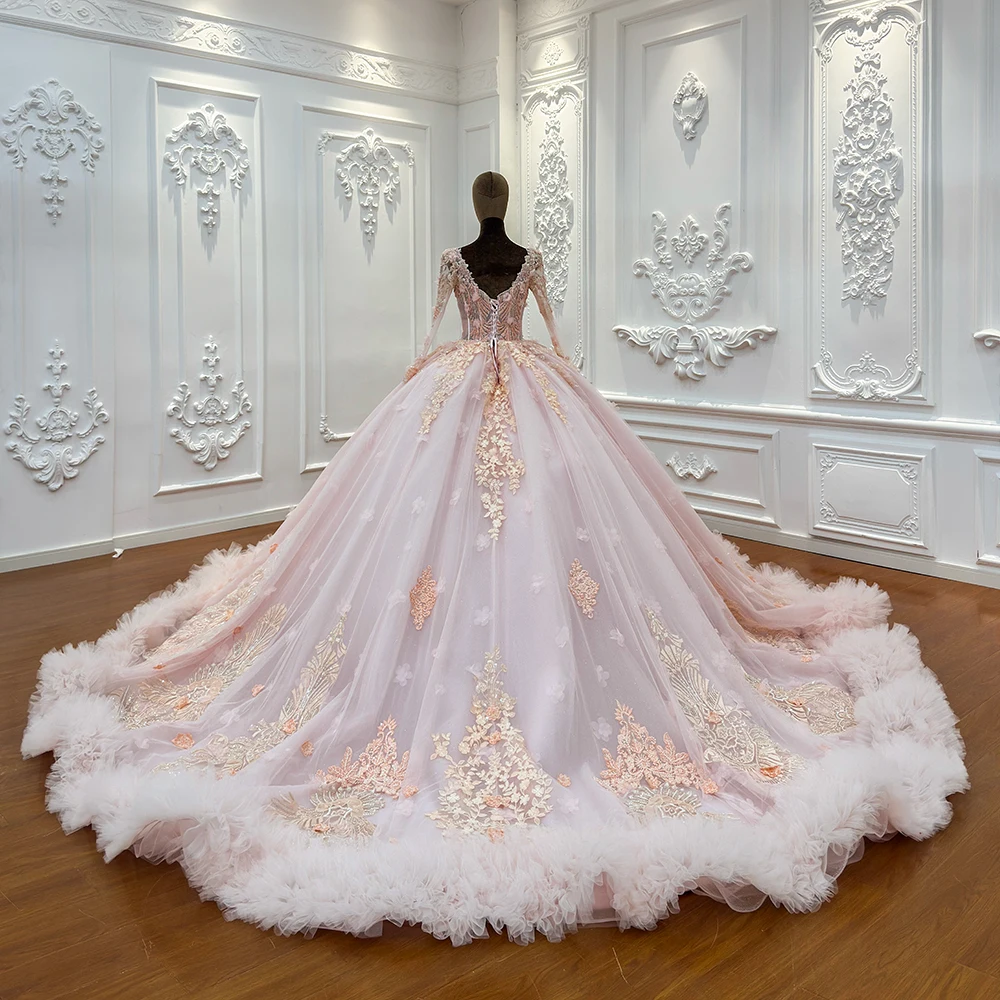 Elegant Wedding Ideas in a Chic Grey \u0026 Pastel Palette : Chic Vintage Brides, image size:1000x1000