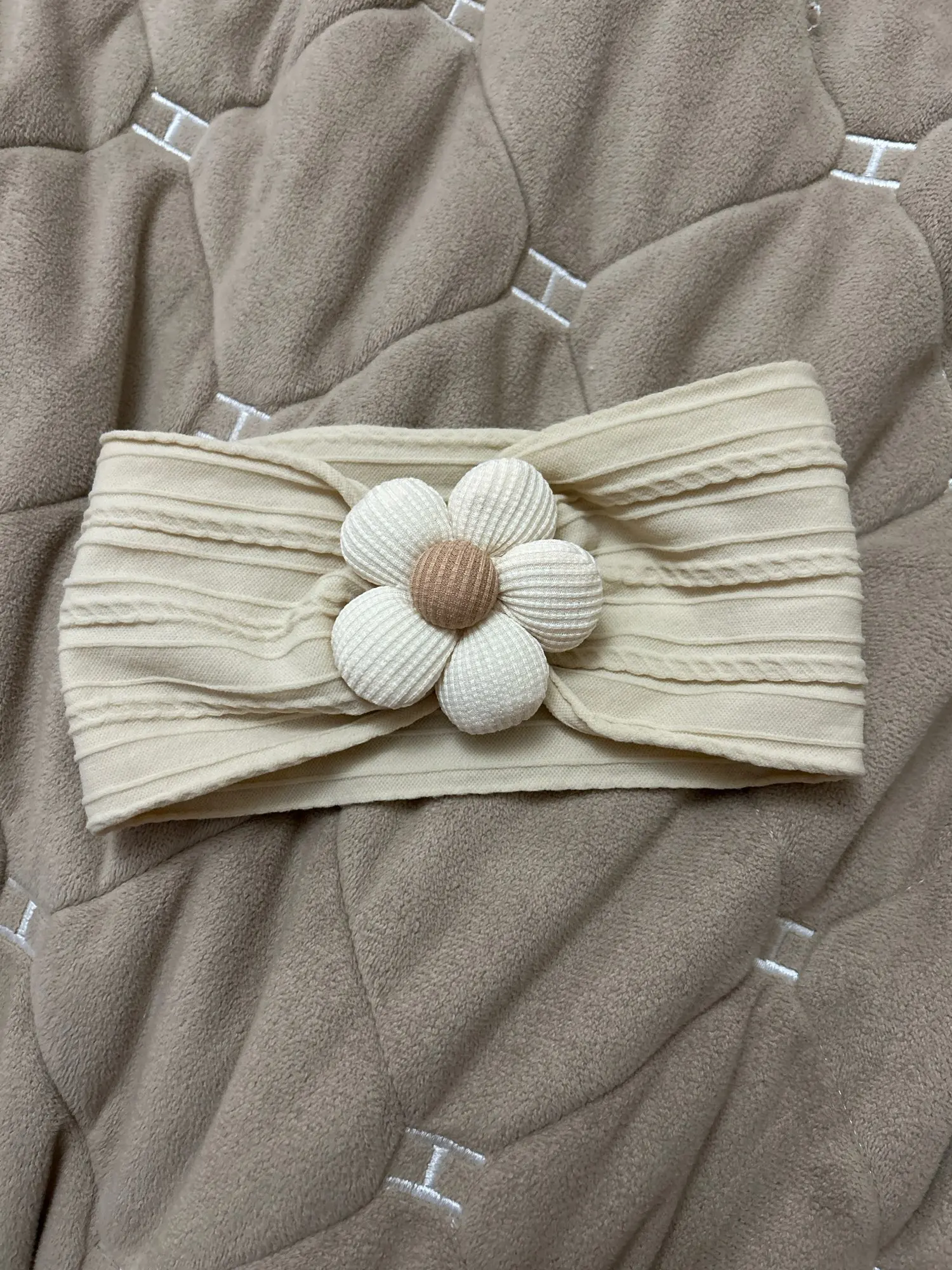 Cute Floral Nylon Baby Headband photo review