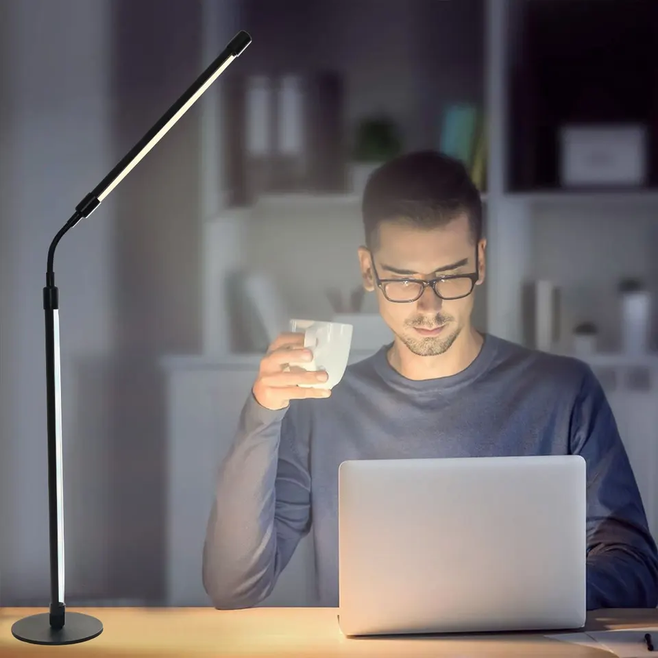 Lampada Scrivania LED Dimmerabile Con Ricarica Wireless, Portapenne E Caricatore Type-C, Per Ufficio E Camera
