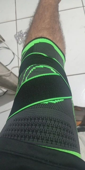 Joelheira De Compressão Articulada Com Cintas Cruzadas Tensor Articulado photo review