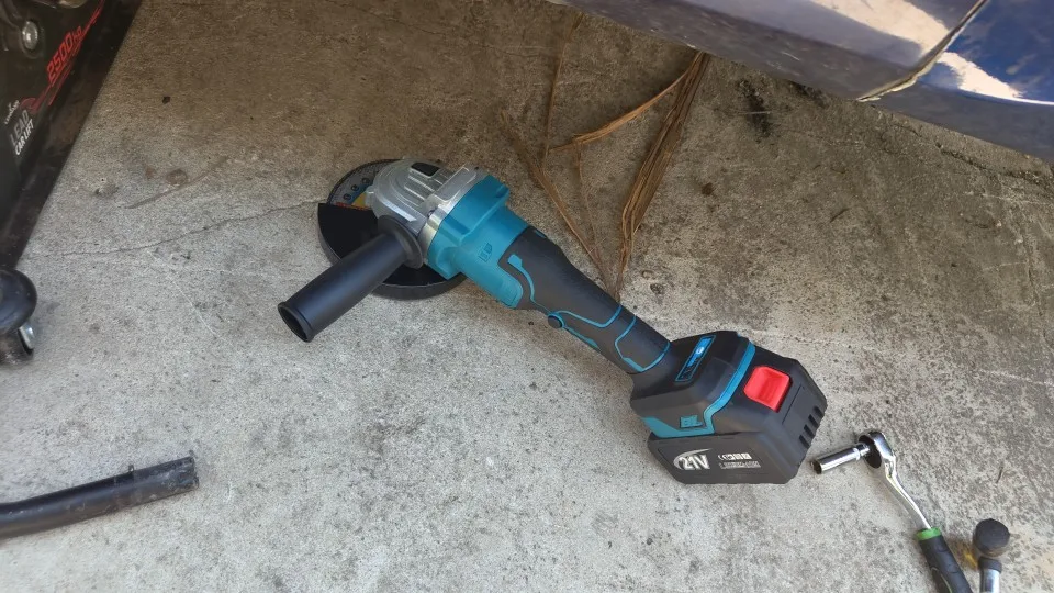 Amoladora angular eléctrica sin escobillas, 3 velocidades inalámbrica de máquina de corte, herramienta eléctrica de carpintería para batería Makita de 18v, 125MM photo review