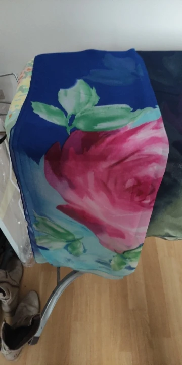 Elegant Chiffon Georgette Bandana Scarf photo review