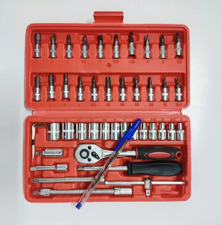 Kit de Ferramentas 46 Peças com Soquetes e Chave Catraca Reversível