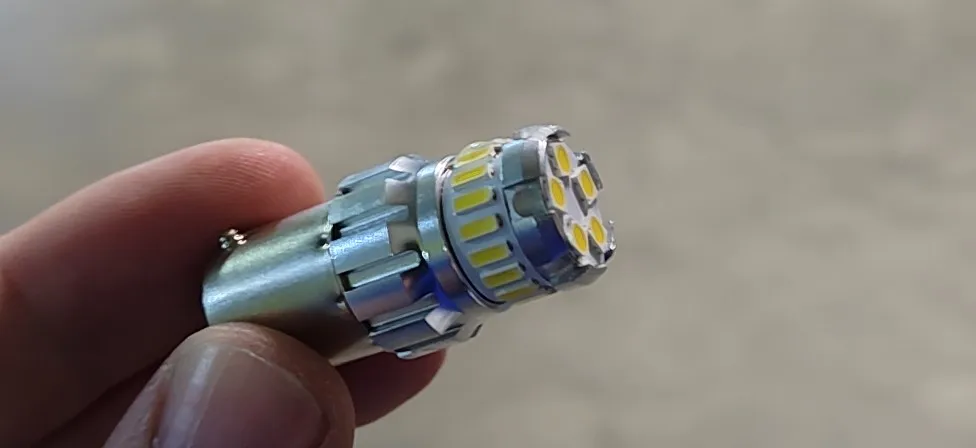 лампа заднего хода мондео 4