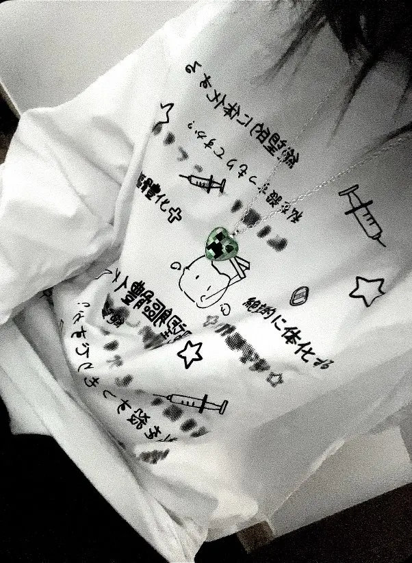 White Oversize Neko T-Shirt - Cutecore Aesthetic photo review