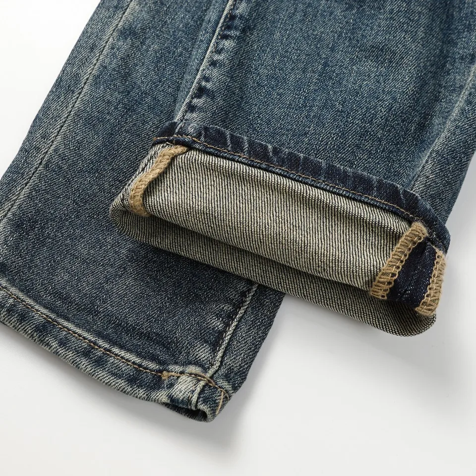 Рисунок 6 - Джинсы мужские прямые из натуральной кожи