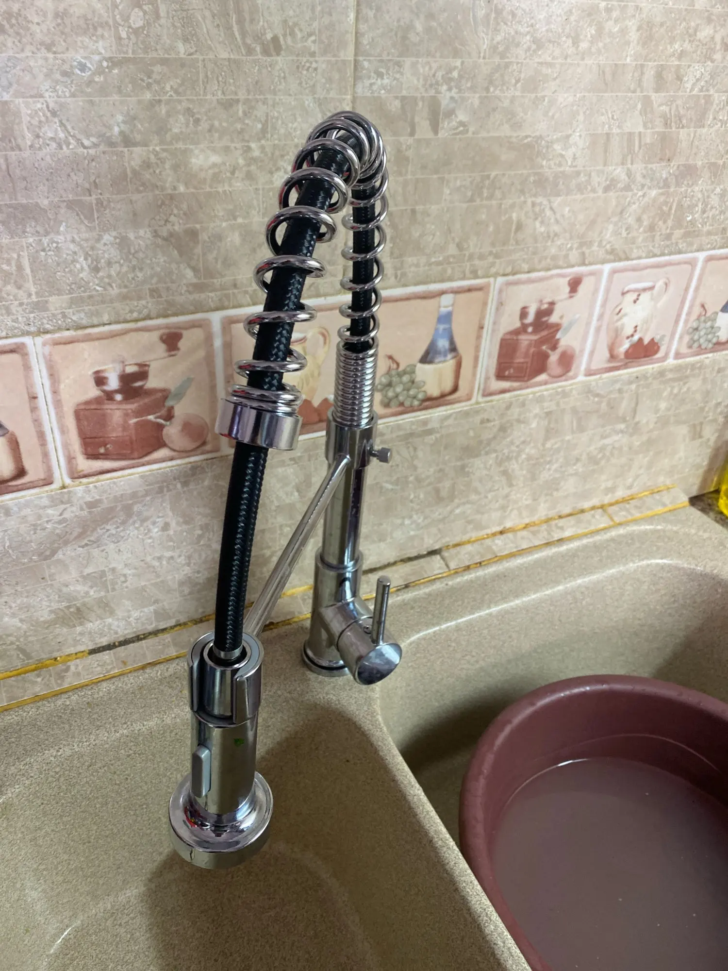 Black Chrome Flow Master: Modern Matte Black Pull-Down Faucet with Dual Modes photo review