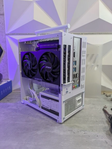 METALFISH T40 ミニ ITX ケース 7L ゲーミングコンピュータ ホワイト