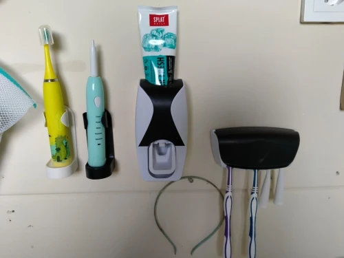 Toothpaste Squeezer Dispenser Automatic Holder photo review