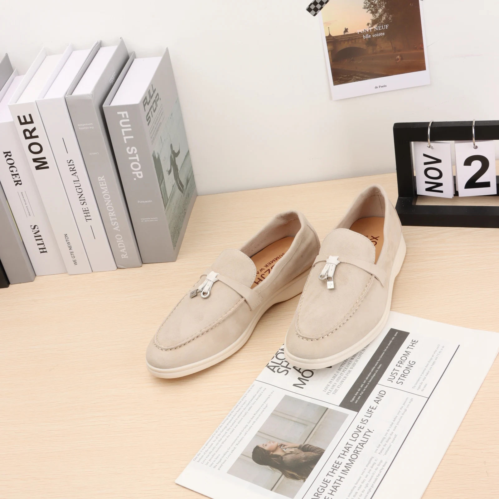 

Loafers men's flat shoes new casual one pedal shoes, women's sports shoes soft comfortable leather walking shoes