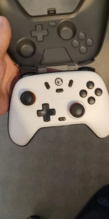 GameSir T4 Nova Lite Controlador de juego inalámbrico Gamepad para Switch, Android, IOS, PC y Steam Games Hall Effect Stick photo review