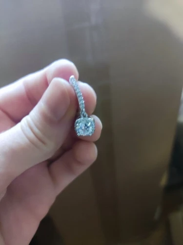 2CT Moissanite Huggie Hoop Earring photo review