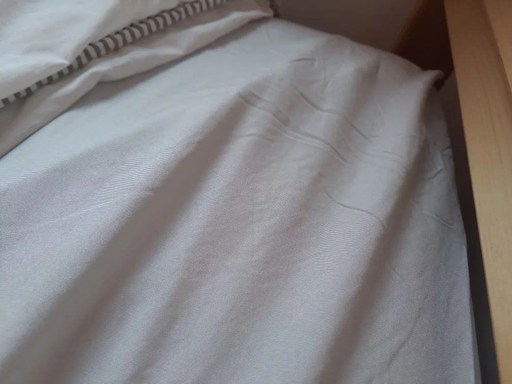 Juego de sábanas ligero, suave, fresco. Azul, Rosa, Gris, Verde. Juego de Cama 100% Microfibra tacto Satén. Cama de 150, 135, 90 y 105. Primavera, Verano. Dormitorio Elegante, Alegre, Colorido,Luz photo review