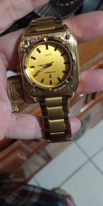 POEDAGAR Luxury Elegant Square Ladies Watch photo review