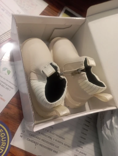 Girls T-Tied Flat Shoes photo review