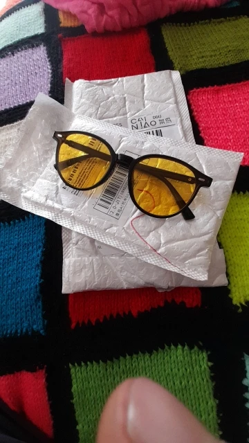 Small Oval Vintage Sunglasses - Women's Casual Fashion Goggles photo review