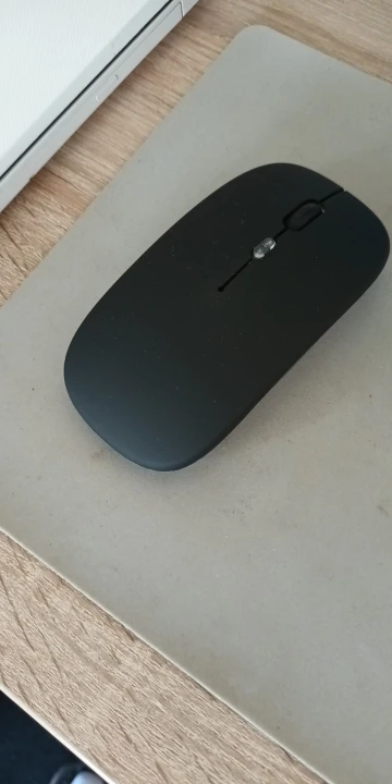 Wireless Bluetooth 2.4GHz RGB Mouse Rechargeable Silent photo review