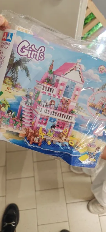 Friends City House Summer Holiday Seaside Villa Apartment Moc Building Blocks Sets Figures DIY Toys for Kid Girls Christmas Gift photo review