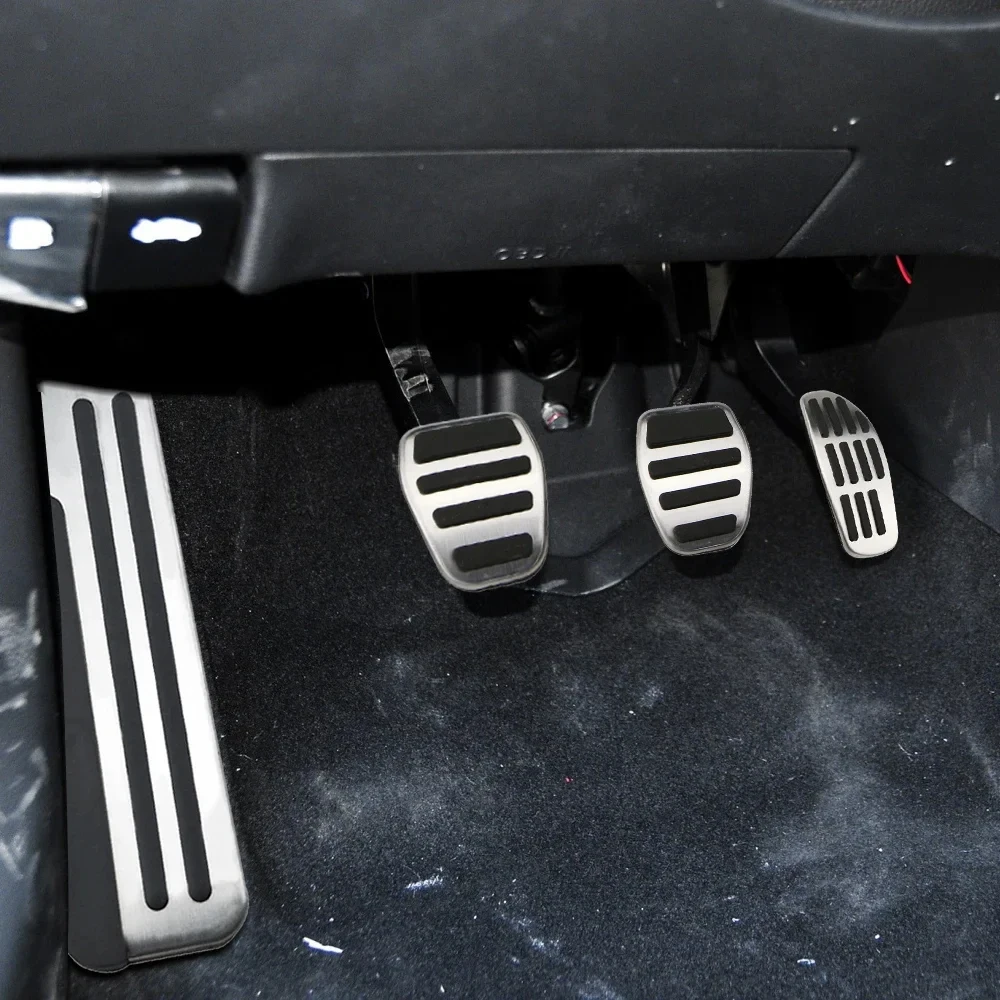 Car Foot Pedals Gas Accelerator Brake Stainless Steel Non-slip Pedal For Renault Clio Lutecia V Mitsubishi Colt