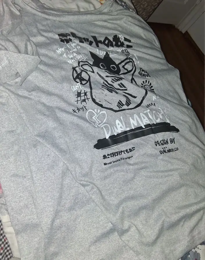 Dual Match Neko Bag T-Shirt photo review