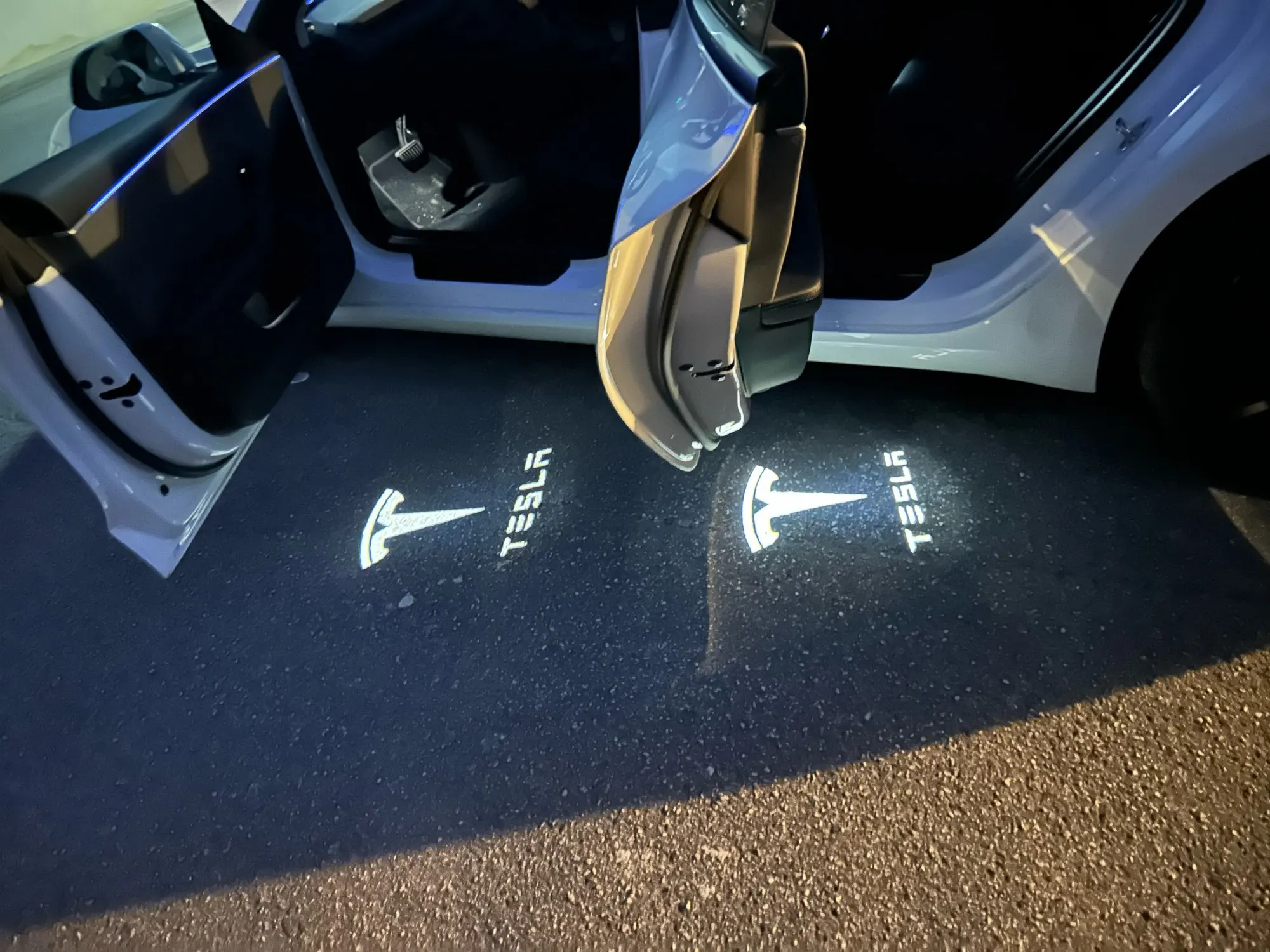 Midnight Glow, Tesla Projector Doors Lights customer photo