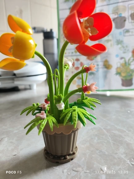 1PC Mini Succulent Flower Pot Building Blocks Simulation Flower Assembling Brick Model Kids Toys photo review