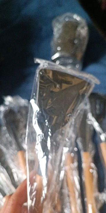 Kit 12 Utensílios De Cozinha Em Silicone E Cabo De Madeira photo review