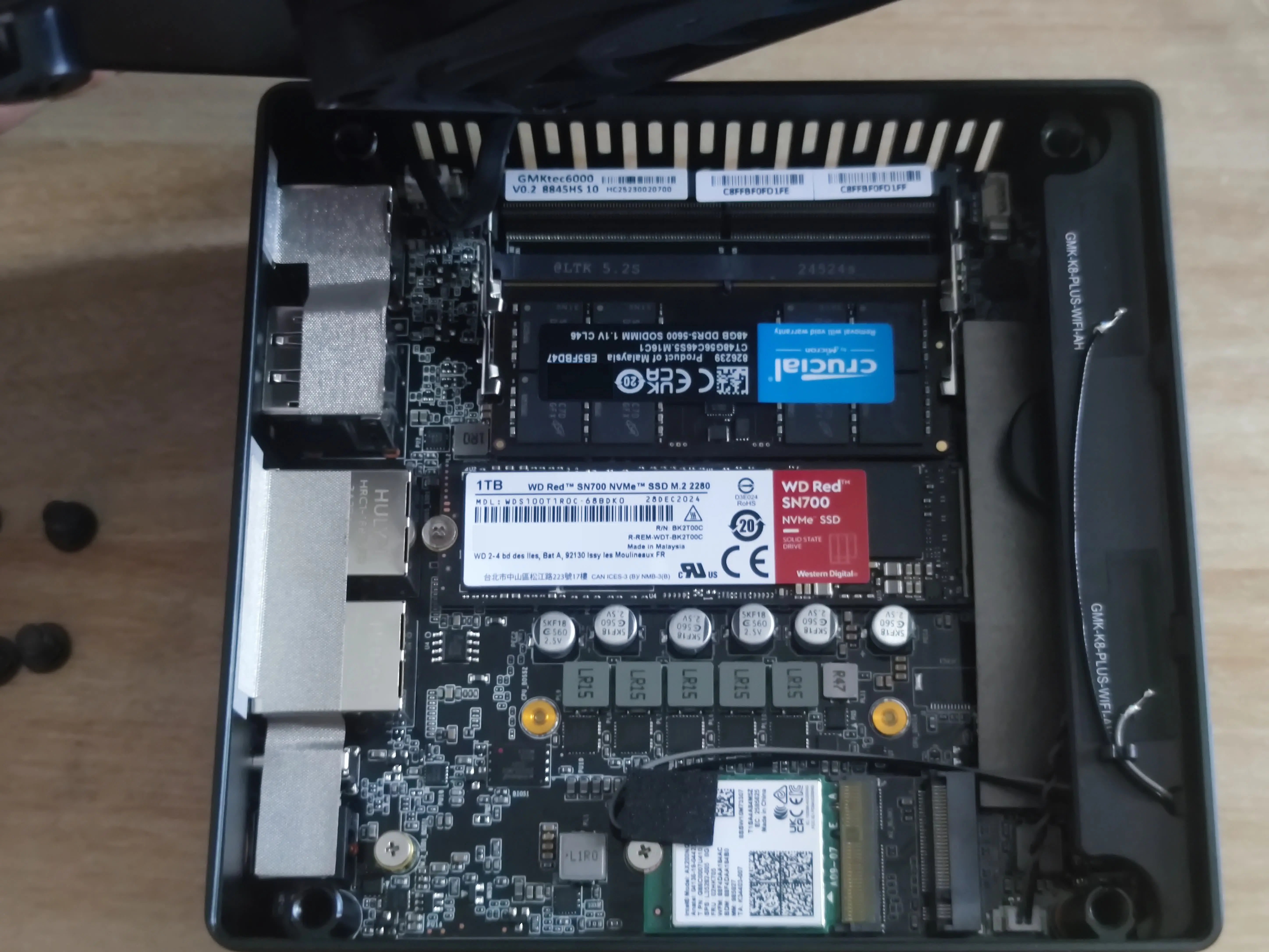 GMKtec K8 Plus Ryzen 7 8845HS MINI PC Windows 11 Pro DDR5 5600Mhz