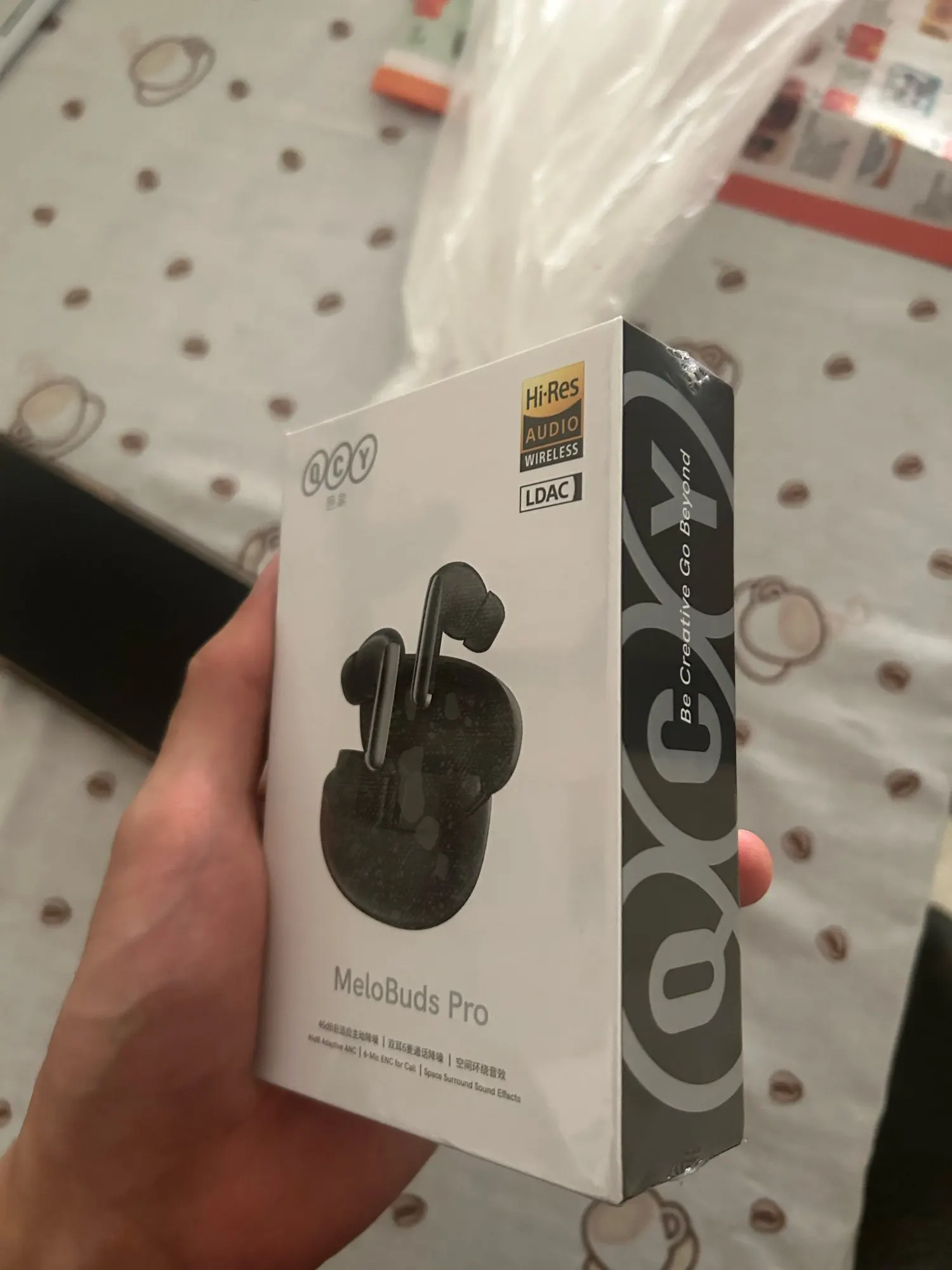 Fones de ouvido QCY MeloBuds Pro photo review