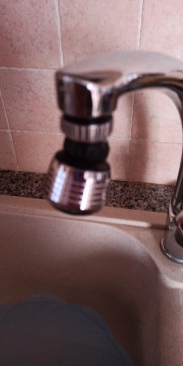 1pcs Faucet Nozzle 360 Degree Rotation Filter Extension Tube Shower Water Saving Tap Head Nozzle Universal Kitchen Accessories photo review