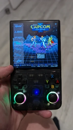 R36 ULTRA photo review