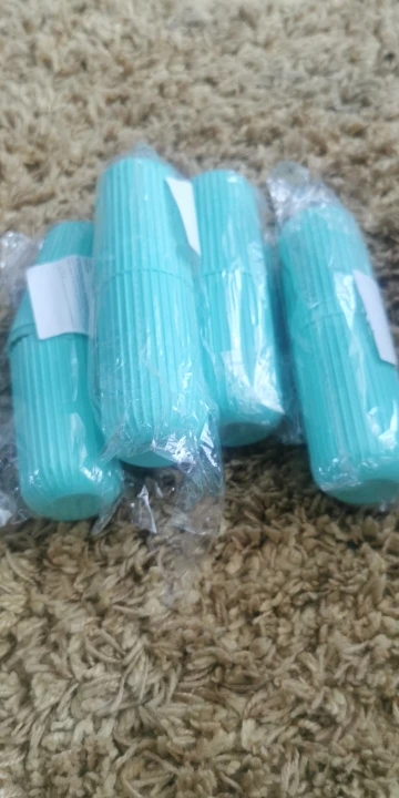 Boîte de brosse à dents de voyage verticale – Gobelet portable 2-en-1 avec rangement dentifrice & gobelet de rinçage photo review