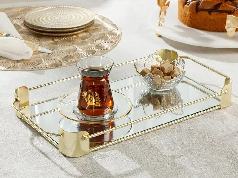 

Shine Metal Tray 19x36 Cm
