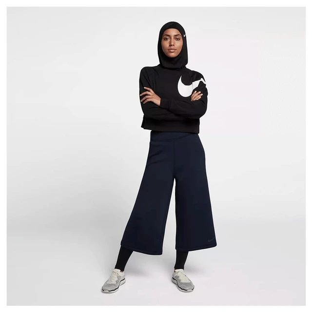 blue and white nike sweatsuit